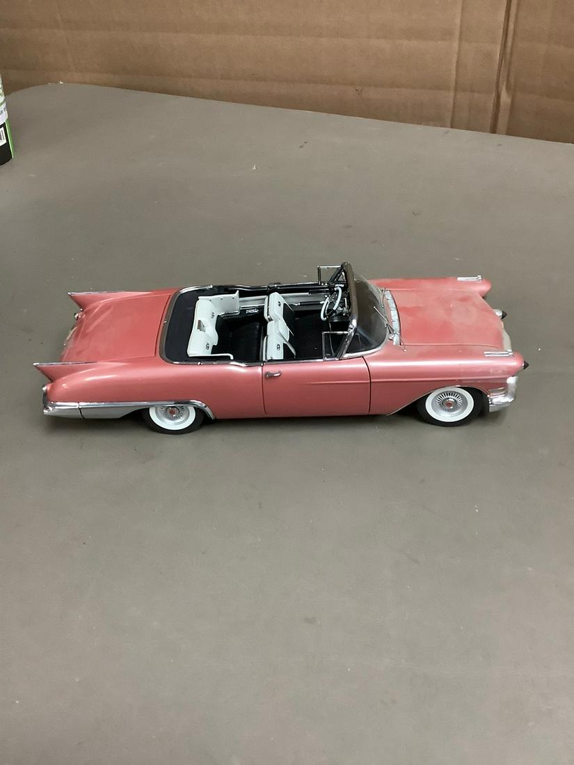 The Danbury Mint 1957 Cadillac Eldorado Bianitz 9" (1 of 1)