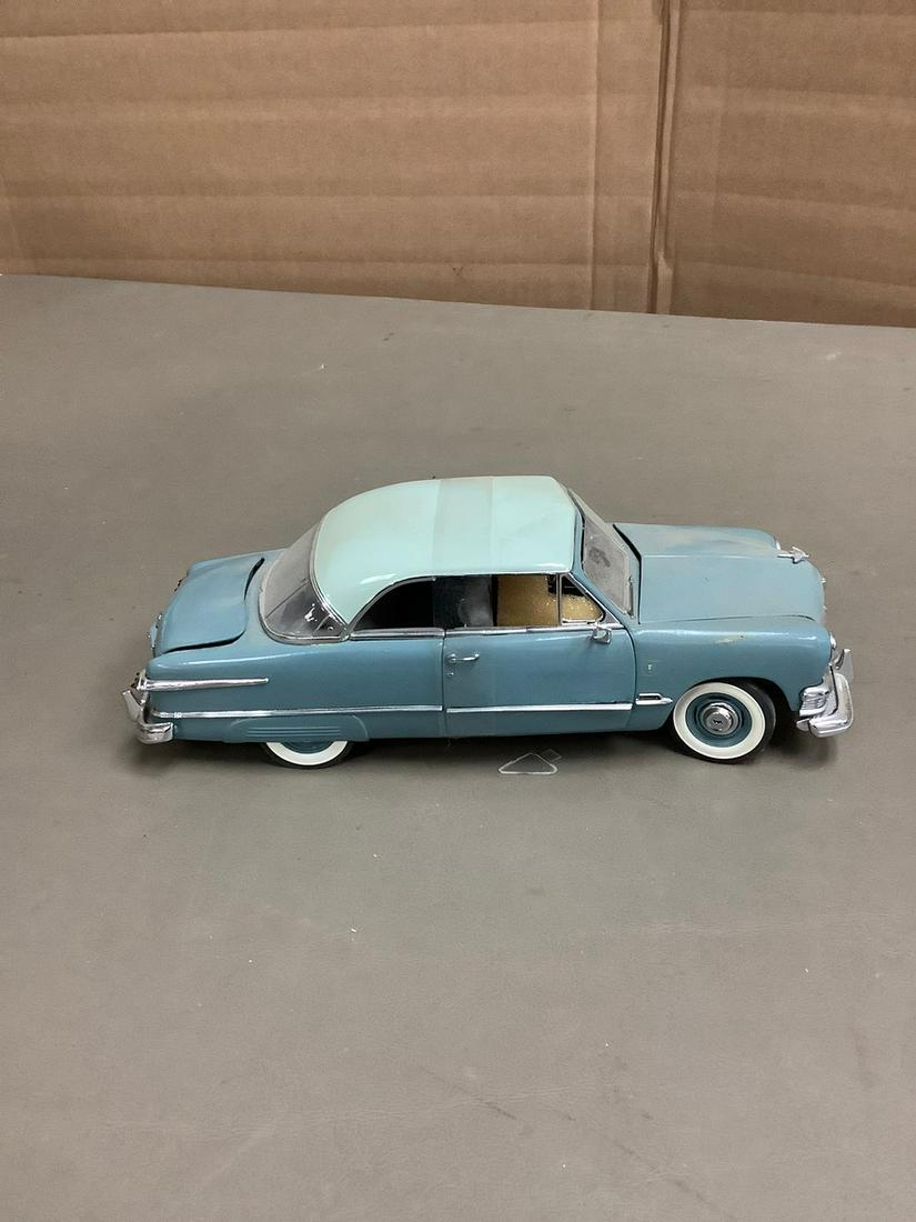 The Danbury Mint 1951 Ford Victoria 8.5" (Trunk Needs Repair): The Danbury Mint 1951 Ford Victoria 8.5" (Trunk Needs Repair)