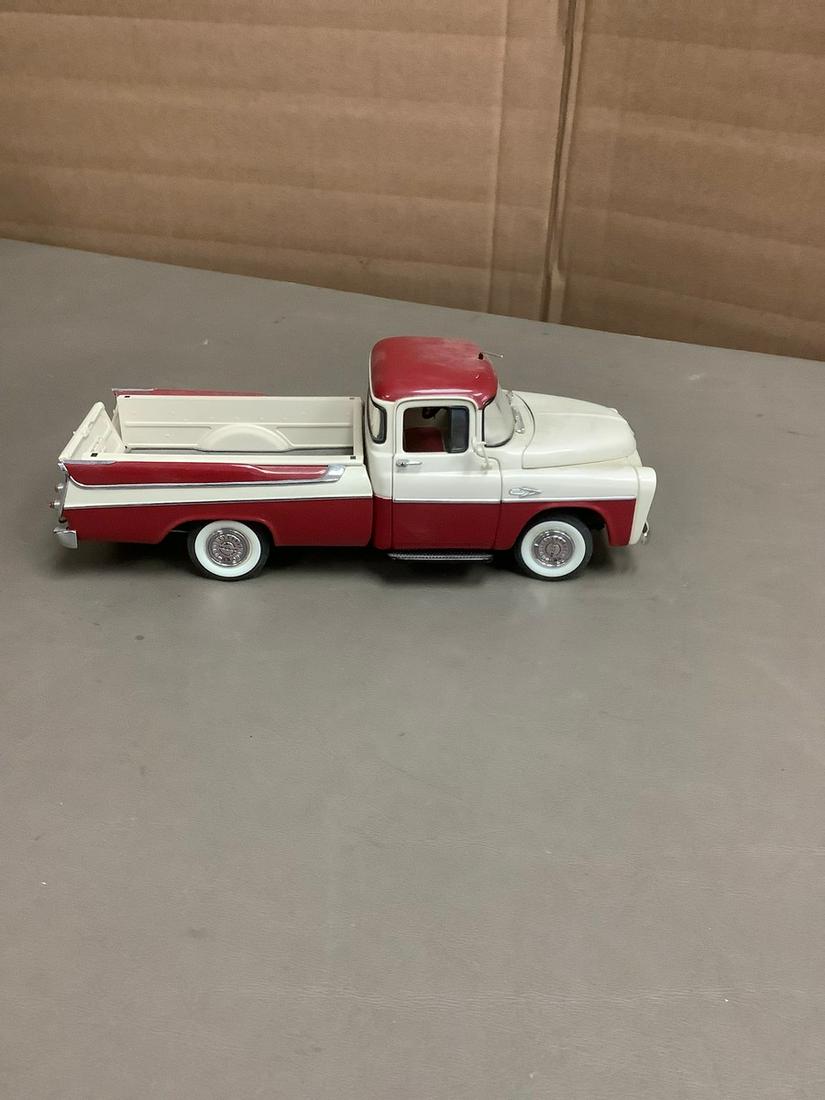 The Danbury Mint 1957 Dodge Sweptside 9" (1 of 1)