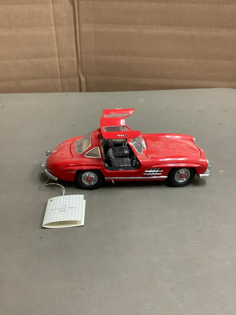 The Franklin Mint 1954 Mercedes-Benz 300SL 7": The Franklin Mint 1954 Mercedes-Benz 300SL 7"