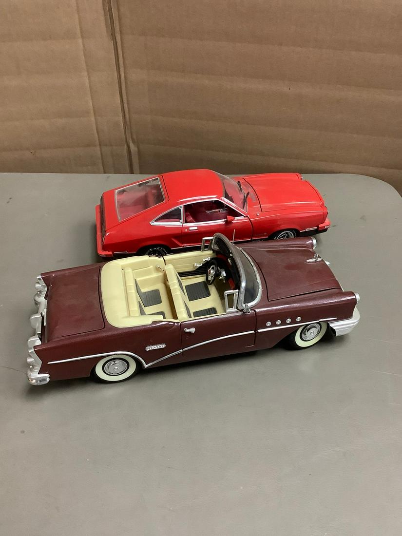 Mira Solido 1955 Buick Century 10" and GreenLight 1976 Ford Mustang II Mach I 9" (1 of 1)