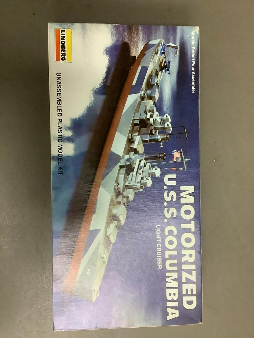 Vintage Lindberg Motorized U.S.S. Columbia Model Kit 12 inches long (1 of 1)