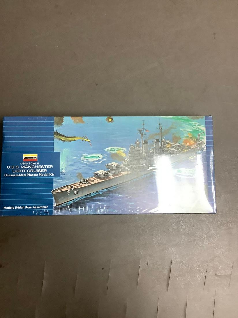 Vintage Sealed Lindberg  U.S.S. Manchester Light Crusier Model Kit 1/600 Scale (1 of 1)