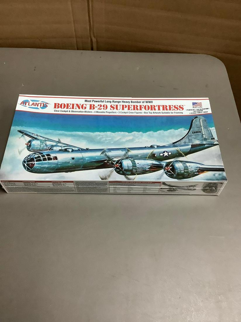 Sealed Atlantis Boeing B-29 Superfortress 1:120 Scale Model Kit (1 of 1)