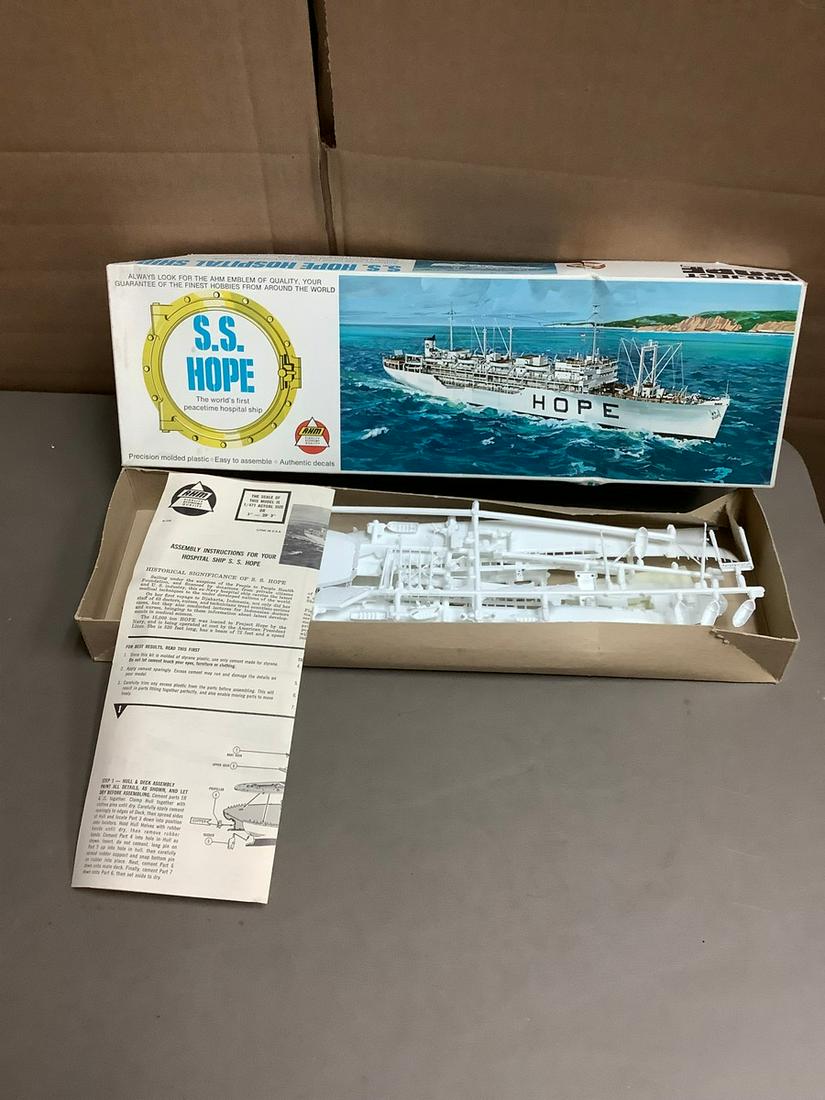 Vintage AHM S.S. Hope Hospital Ship Model Kit (1 of 1)