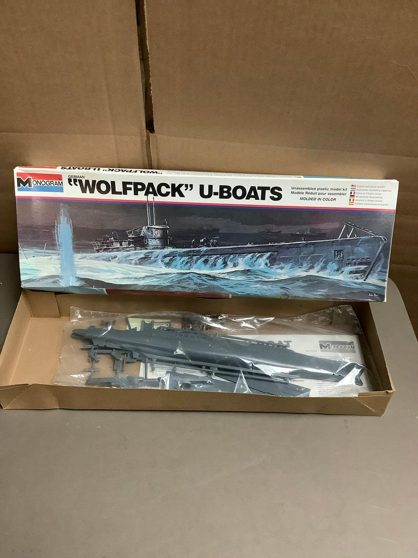 Vintage Monogram German Wolfpack U-Boats Model Kit 14.5 Long (1 of 1)