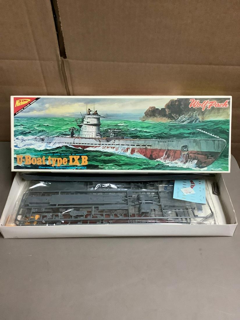 Vintage Nichimo U-Boat Type IX B German Submarine U-107 1:200 Scale Model Kit (1 of 1)