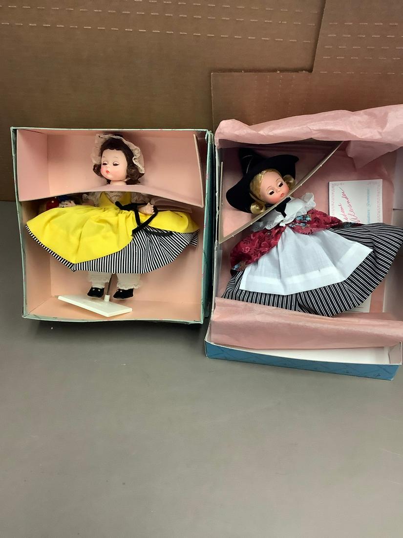 Lot of 2 Vintage Madame Alexander Dolls 8.5" (1 of 1)