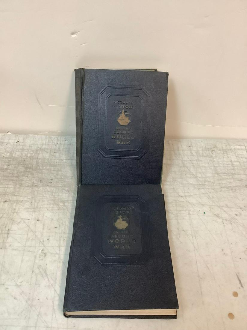 Vintage 1944 Pictorial History of The Second World War Books (1 of 1)