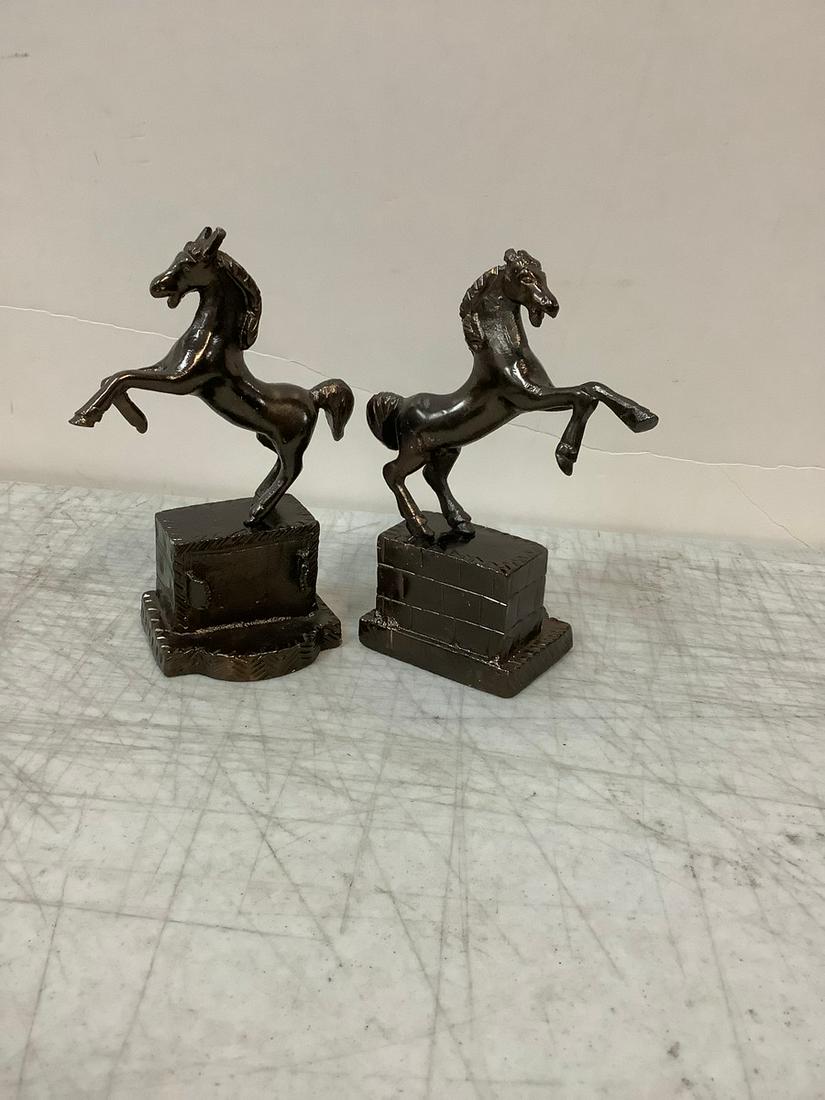 Lot of 2 Metal Horse Statues 6" (1 of 1)