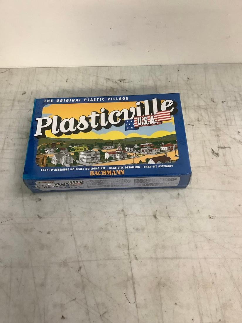 Sealed Bachmann Plasticville HO Scale Building Kit (1 of 1)