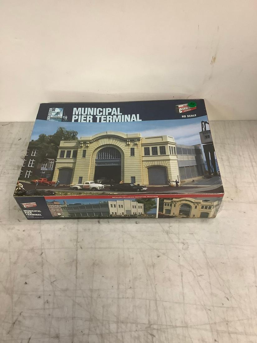 Sealed CornerStone Municipal Pier Terminal HO Scale Structure Kit (1 of 1)