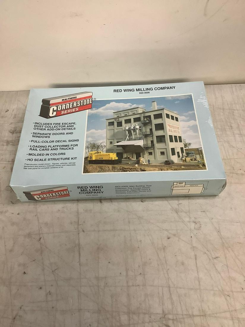 Sealed CornerStone Series  Walthers Red Wing Milling Company HO Scale Structure Kit (1 of 1)