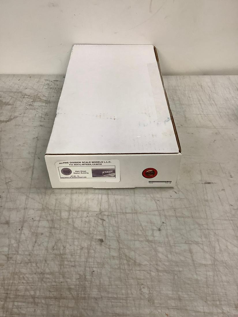 Sealed Alpine Division Scale Models Main Street Station Building No.73 HO Scale Structure Kit (1 of 1)