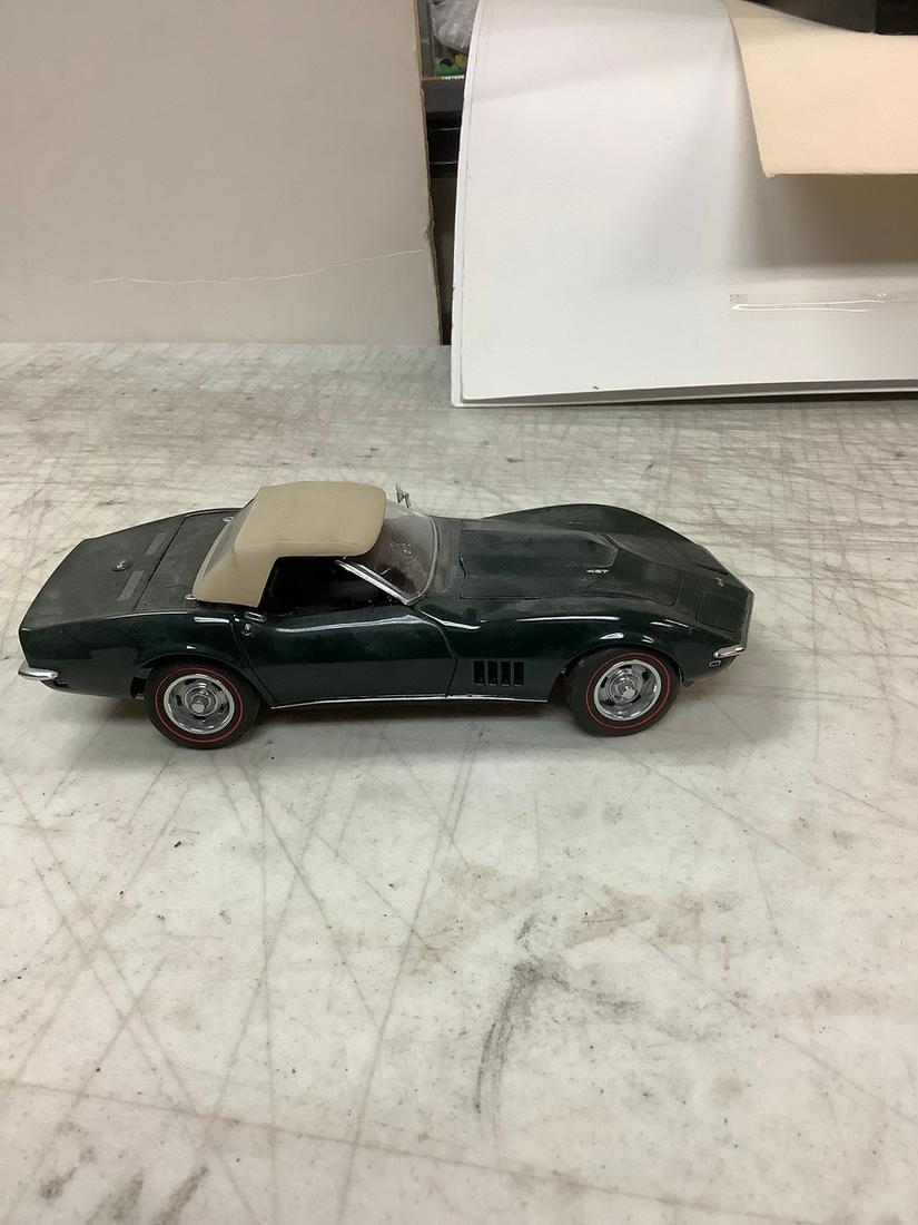 The Danbury Mint 1968 Cheverolet Corvette 7" (1 of 1)
