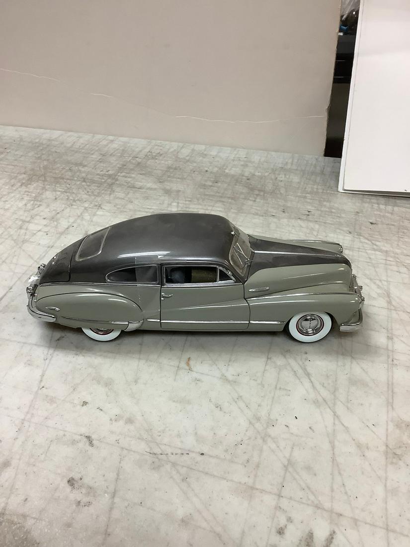 The Danbury Mint 1948 Buick Coupe 8.5" (1 of 1)