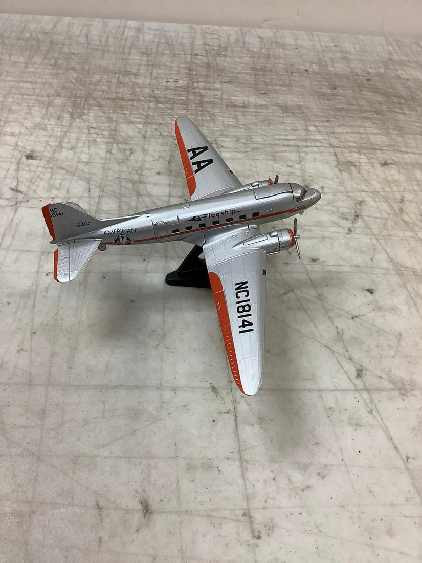 Flagship American Airlines U.S. Mail Air Express Plane model scale 1:144, 5.5" (1 of 1)