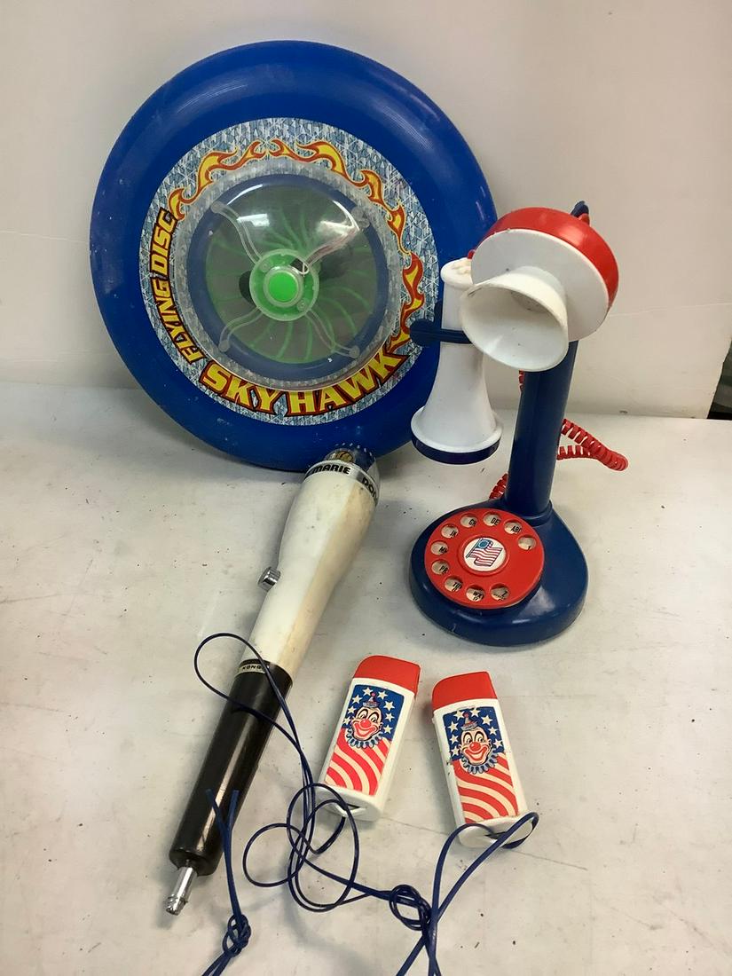 Vintage Donny & Marie Microphone, Boso lights, Sky Hawk flying disc and more: Vintage Donny & Marie Microphone, Boso lights, Sky Hawk flying disc and more