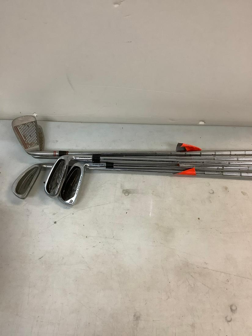 Lot of 5 Wilson and more golf clubs: Lot of 5 Wilson and more golf clubs