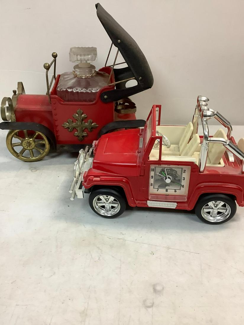RTC Jeep Convertible Clock Truck(Battery Operated) and Vintage Musical Decanter Car Playing " How: RTC Jeep Convertible Clock Truck(Battery Operated) and Vintage Musical Decanter Car Playing " How Dry I Am" 9x7
