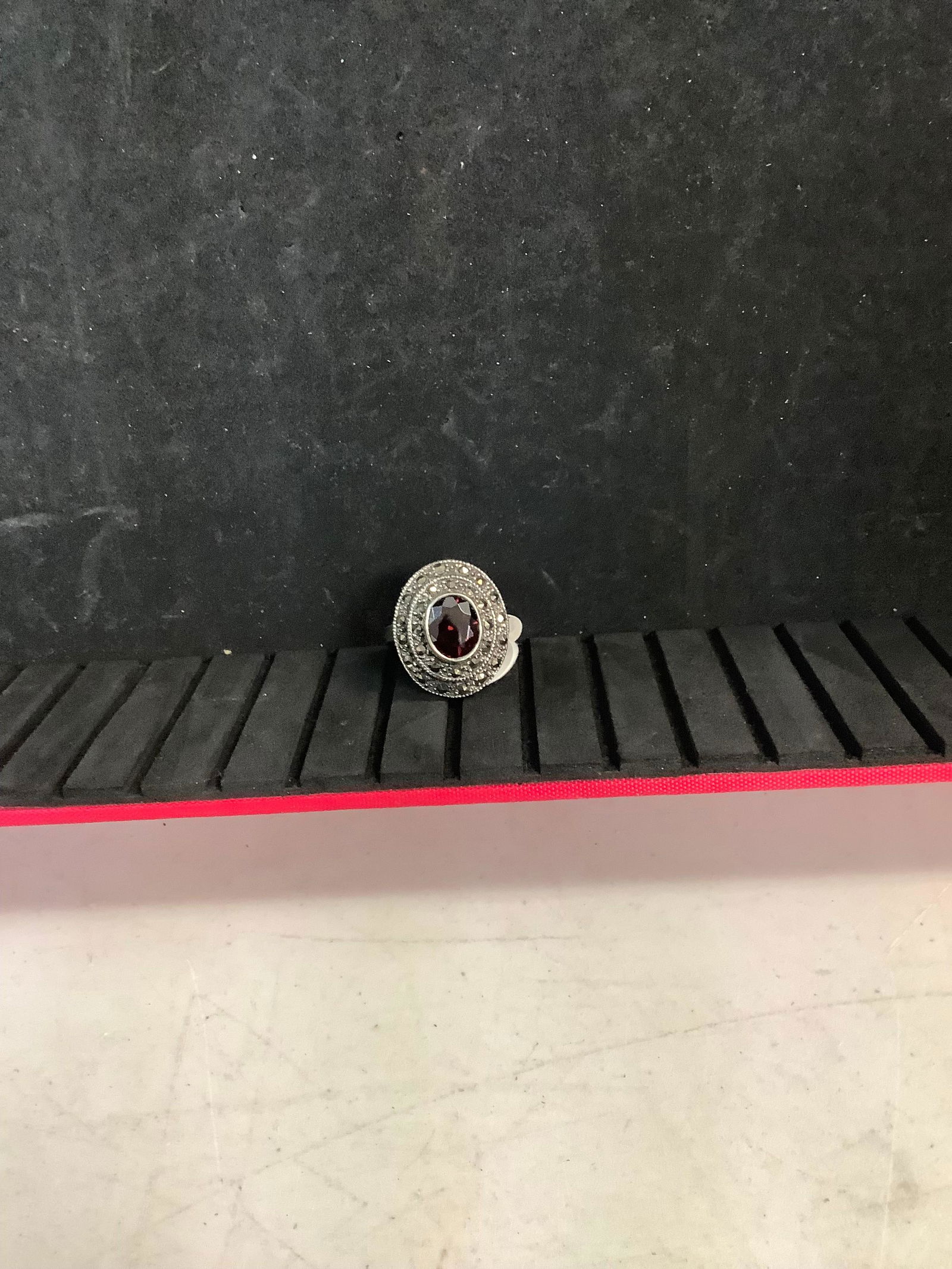 .925 Sterling Silver Garnet Marcasite Ring Size Unknown (1 of 1)