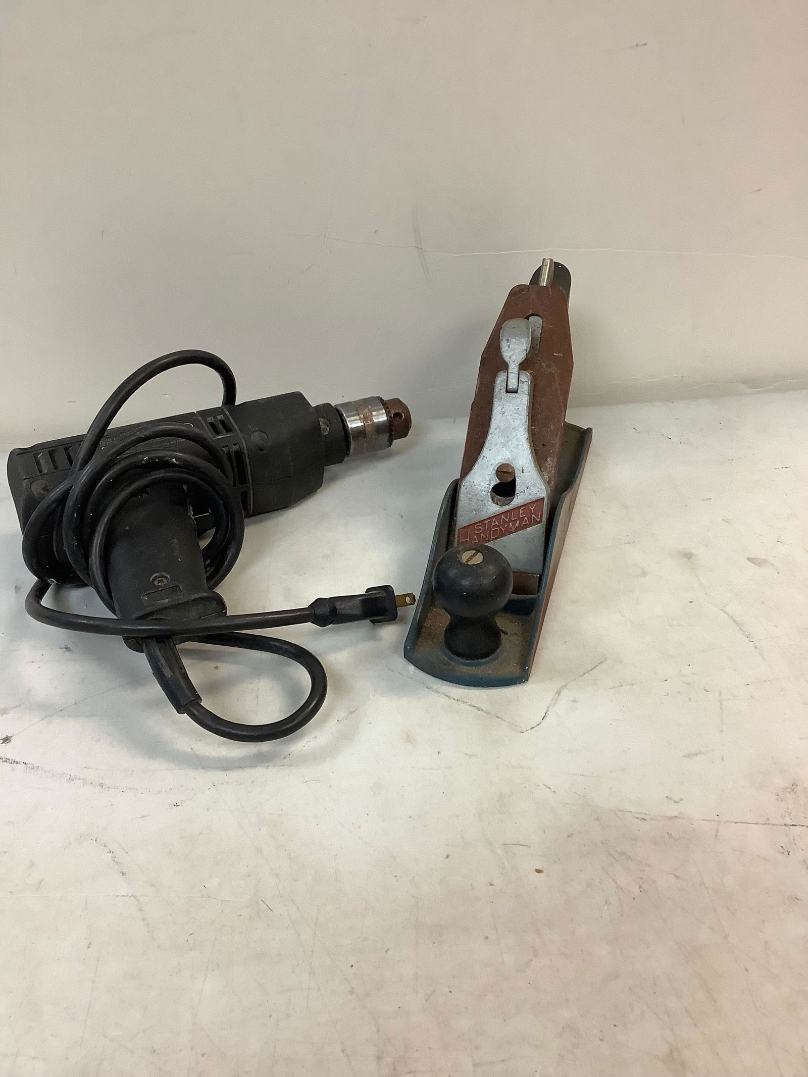 V intage Stanley Handyman Planner and Black & Decker 1/3 HP 3/8 Drill (No Bits) (1 of 1)