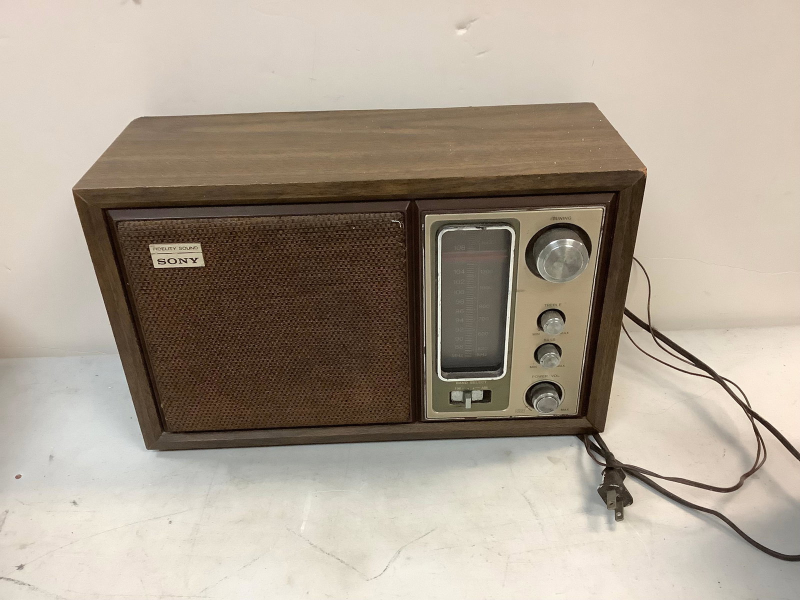 Vintage Sony FM/AM 2 Band Radio Model No. ICF-9650W (Untested) (1 of 1)