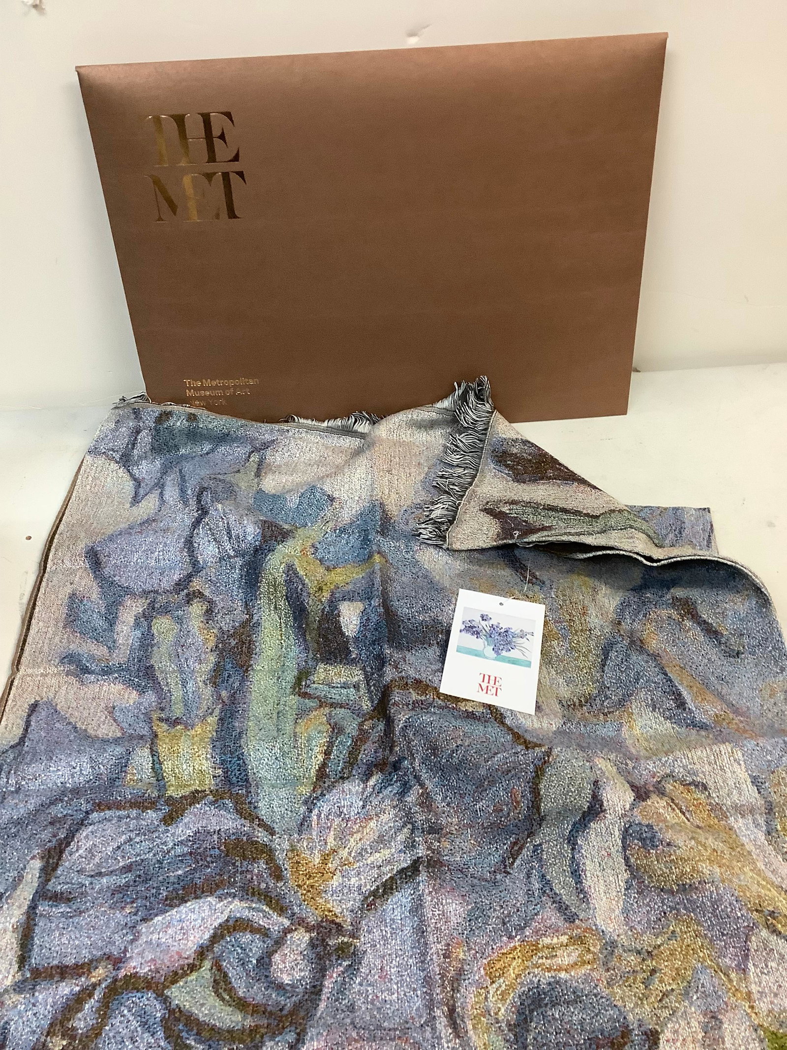 The Metropolitian Museum of Art Van Gogh Irises Shawl (1 of 1)