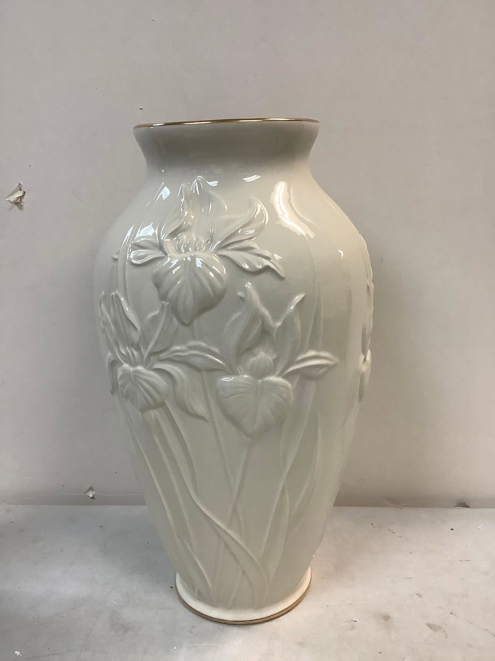 Lenox large floral vase 15 in (1 of 1)