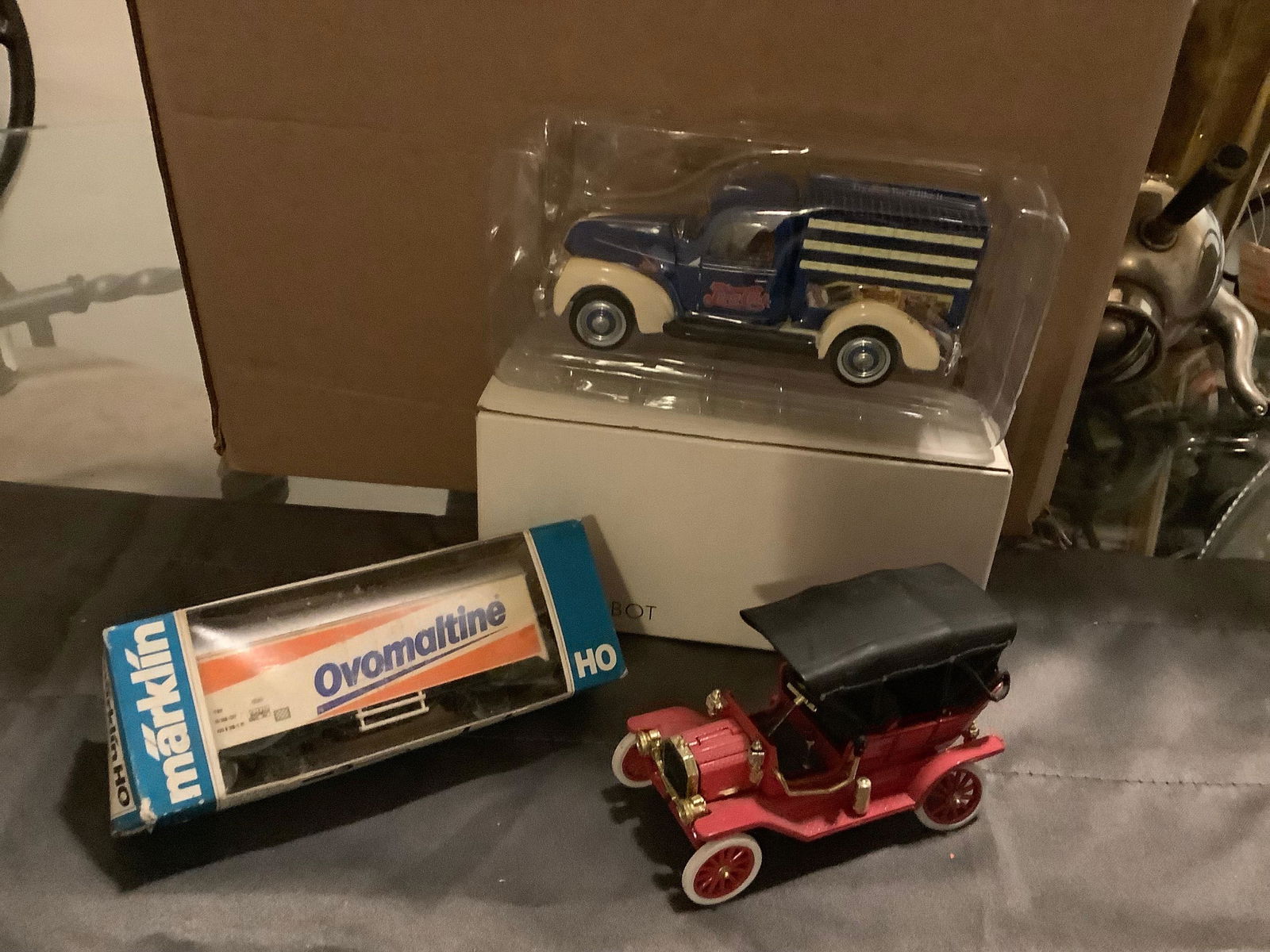 Lot of Vintage Marklin HO Train, Ford Motor Company Pepsi-Cola Truck w/ COA and National Motor (1 of 1)