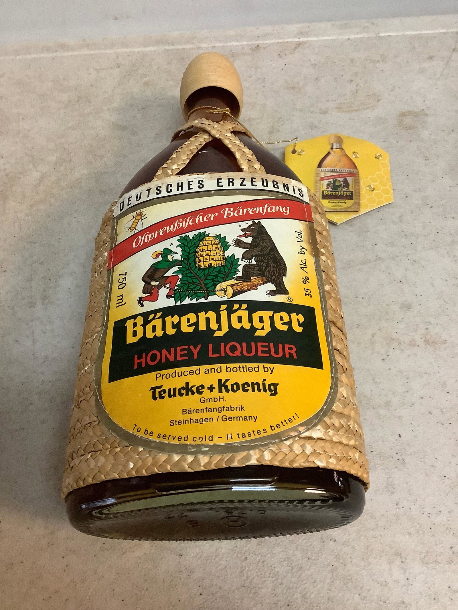 Deutsches erzeugnis honey liquor sealed: Any contents in bottle is Free; You are bidding on the bottle & unbroken tax stamp