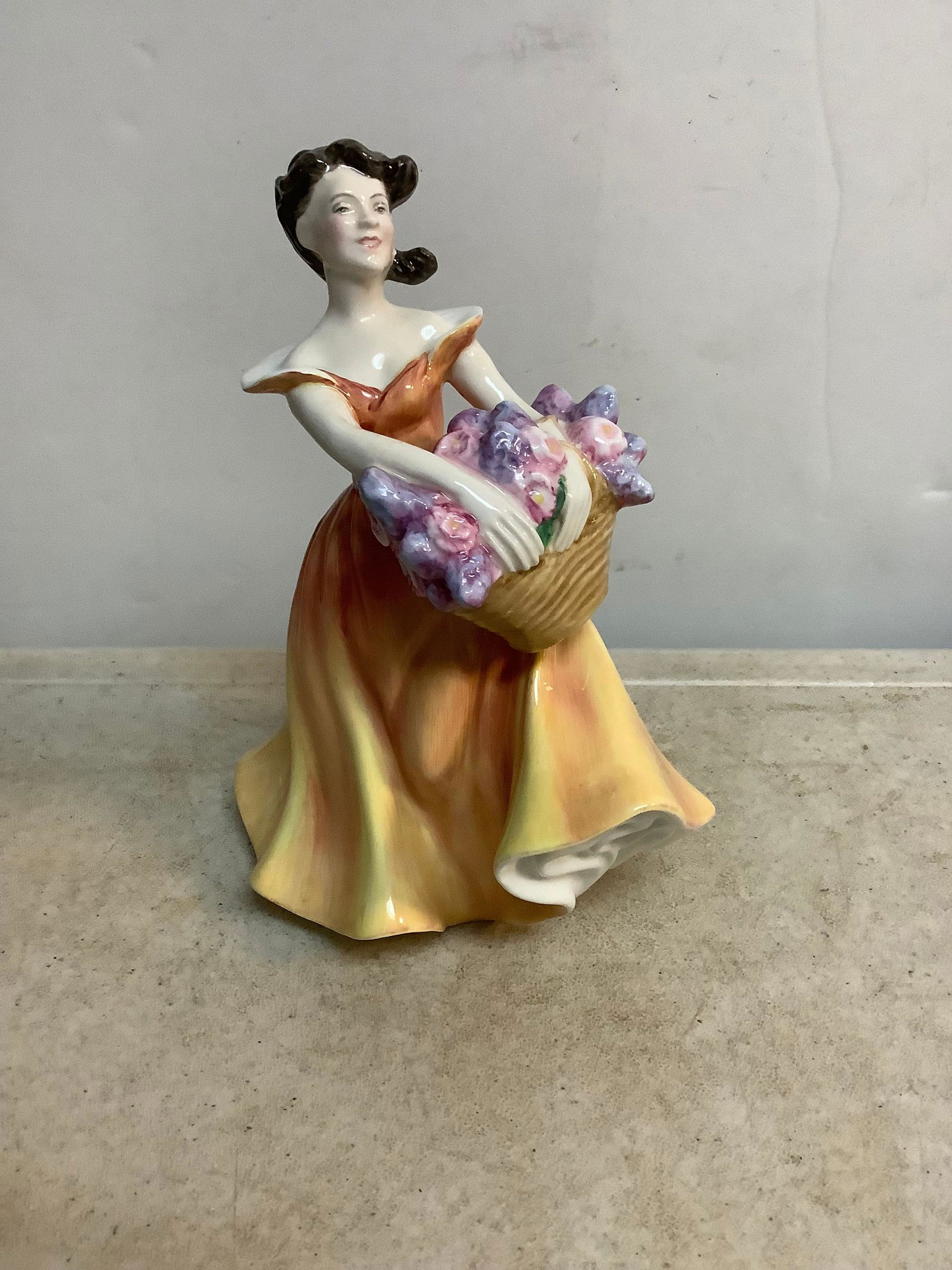 Hand Made Royal Doulton figure 7 in (1 of 1)