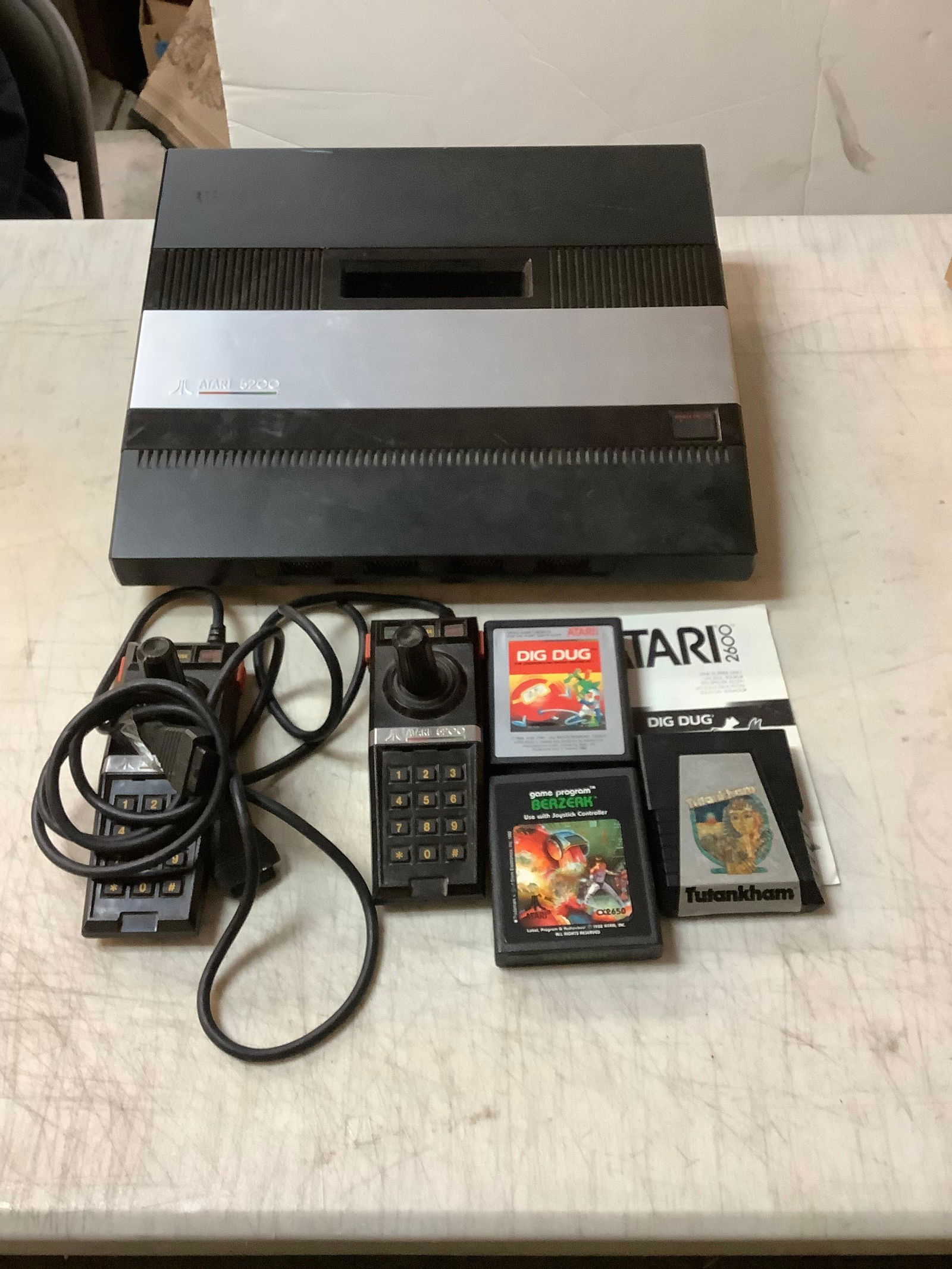 Atari 5200 system with controllers and games (1 of 1)