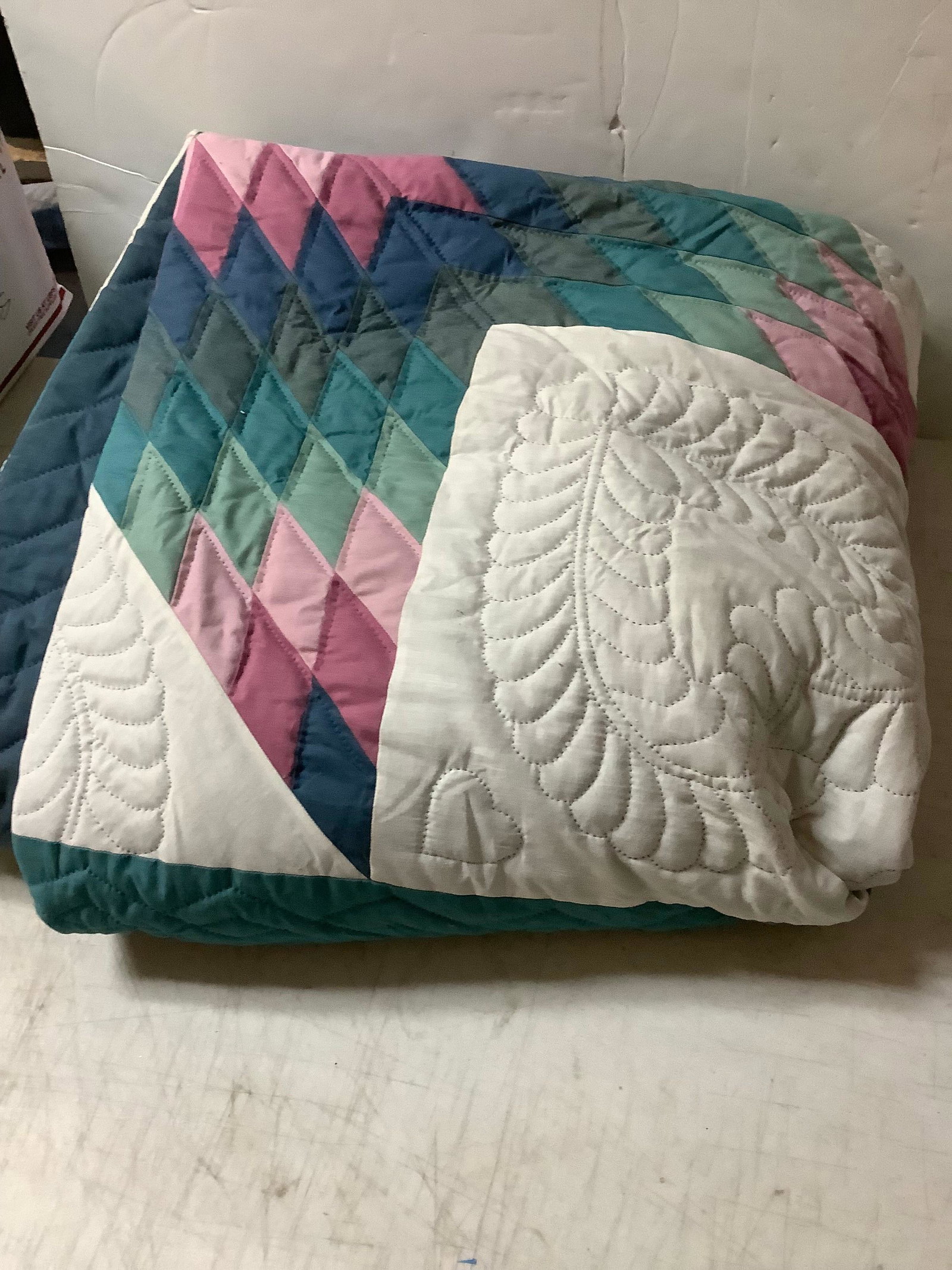 handmade quilt: handmade quilt