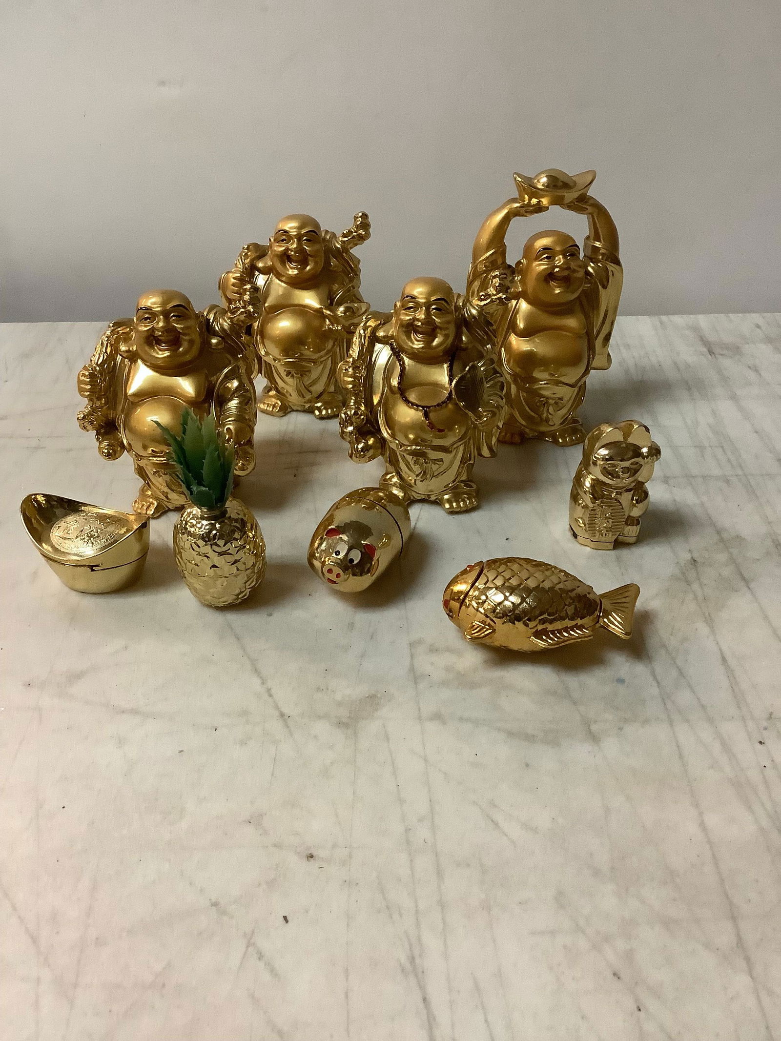4 plastic buddha statues 4in and more (1 of 1)