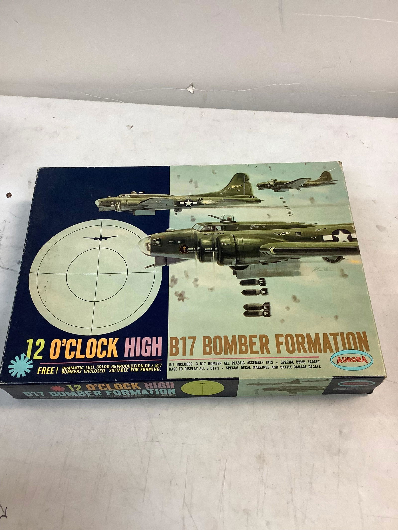 Aurora B17 bomber formation set (1 of 1)