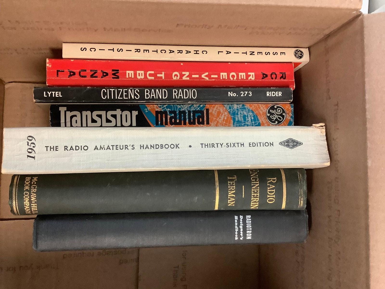 A lot of books with citizens band, the traido amateurs handbook: A lot of books with citizens band, the traido amateurs handbook