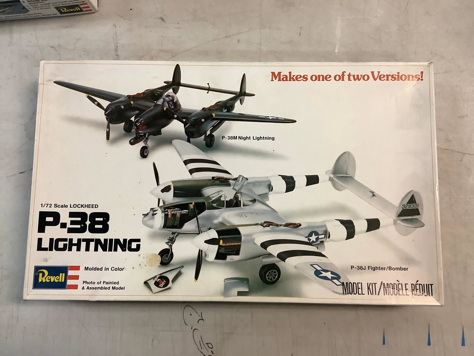 Revell P-38 Lightning incomplete (1 of 1)