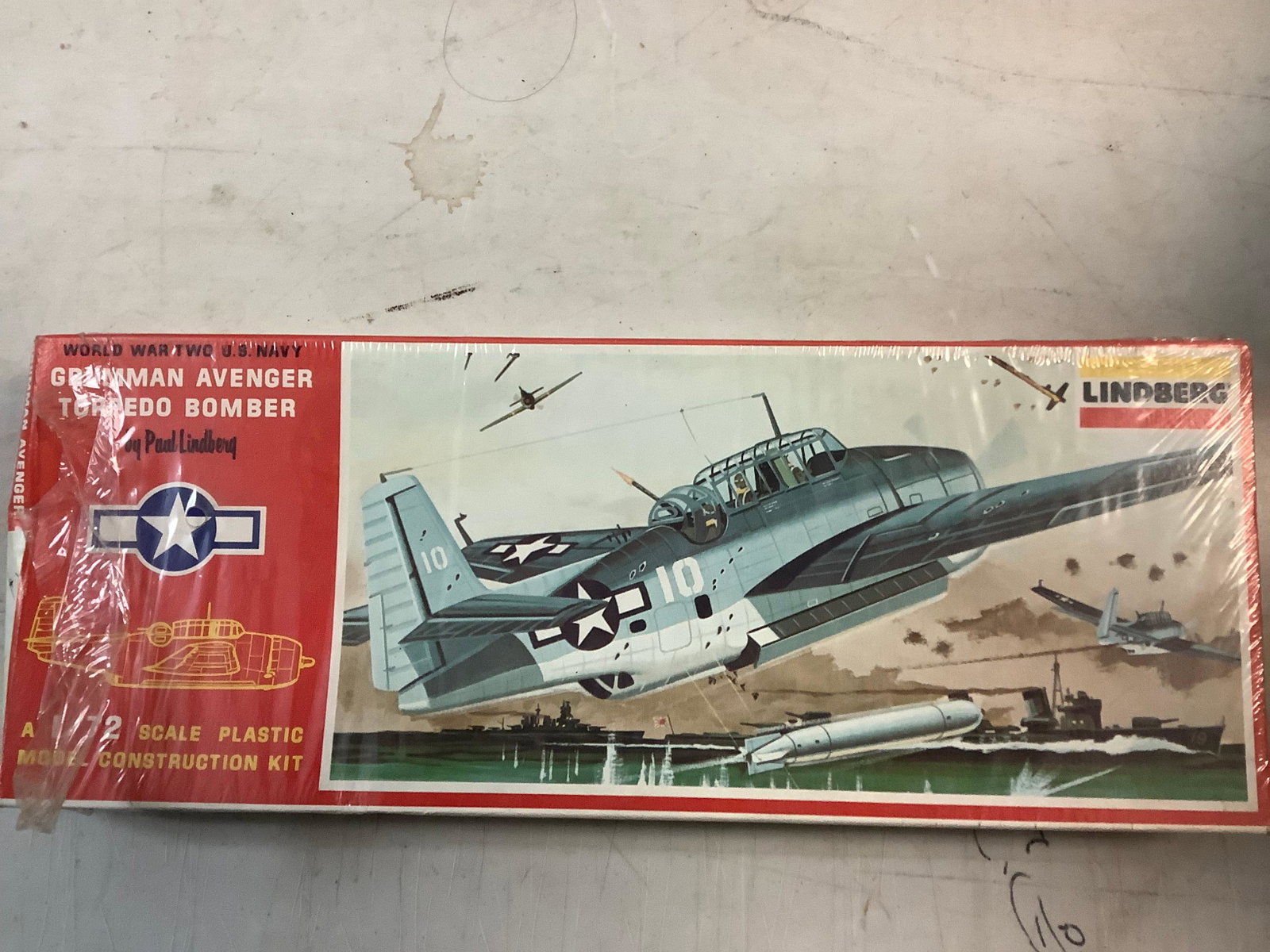Lindberg Grumman Avenger Torpedo Bomber sealed: Lindberg Grumman Avenger Torpedo Bomber sealed