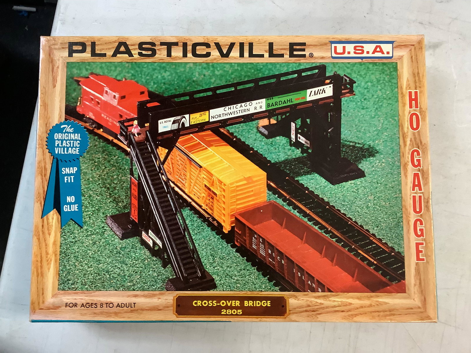 Plasticville Ho Gauge cross-over Bridge 2805 incomplete (1 of 1)