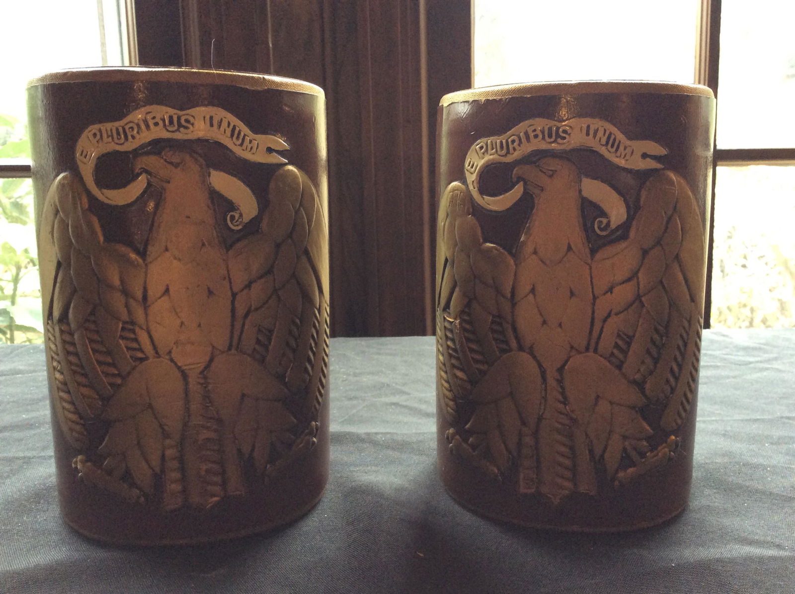 Pair of Metal E. Pluribus Unum Bookends 6x4: Pair of Metal E. Pluribus Unum Bookends 6x4