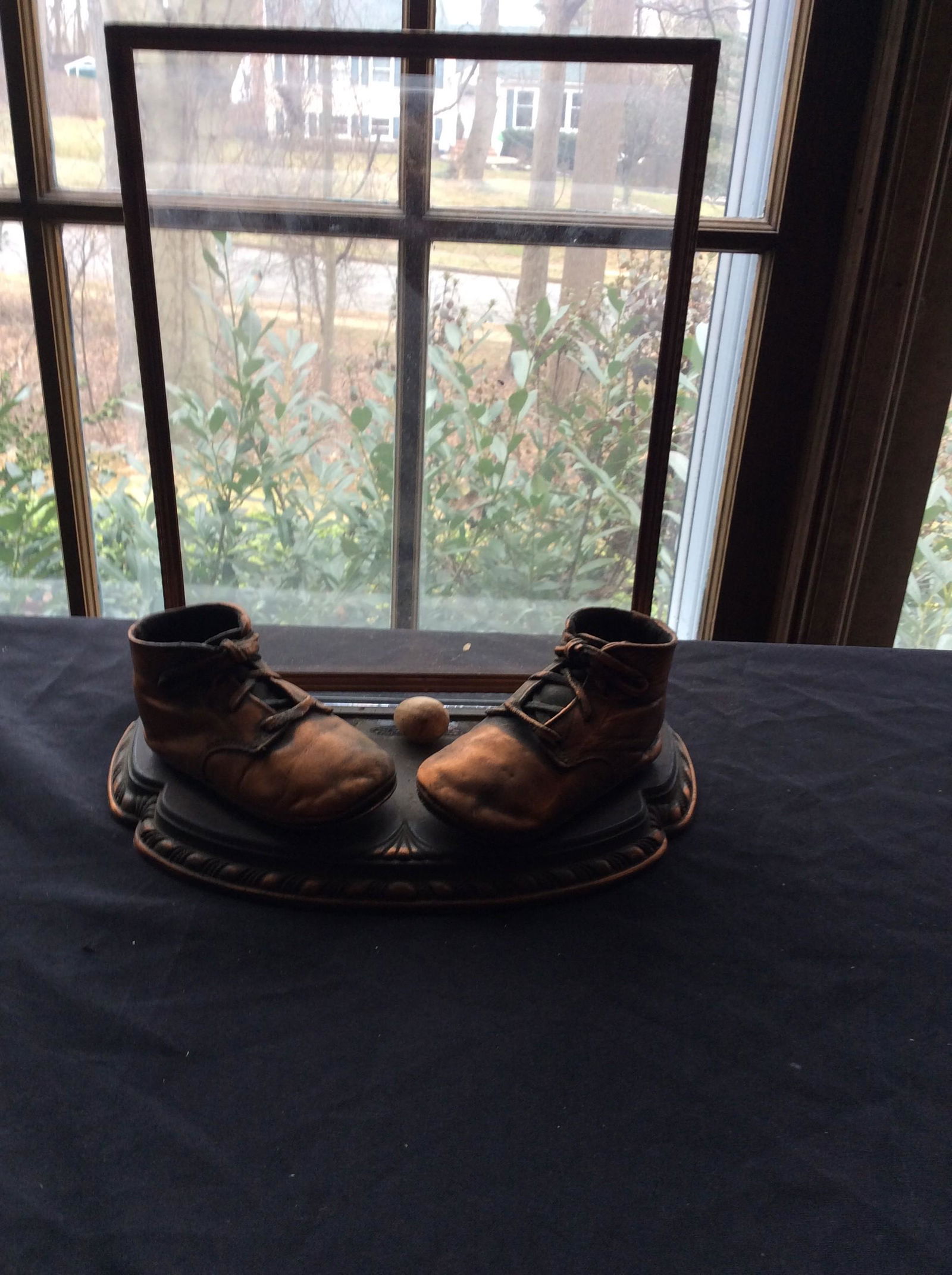 Brass Picture Frame w/ Baby Shoes 11x10 (1 of 1)