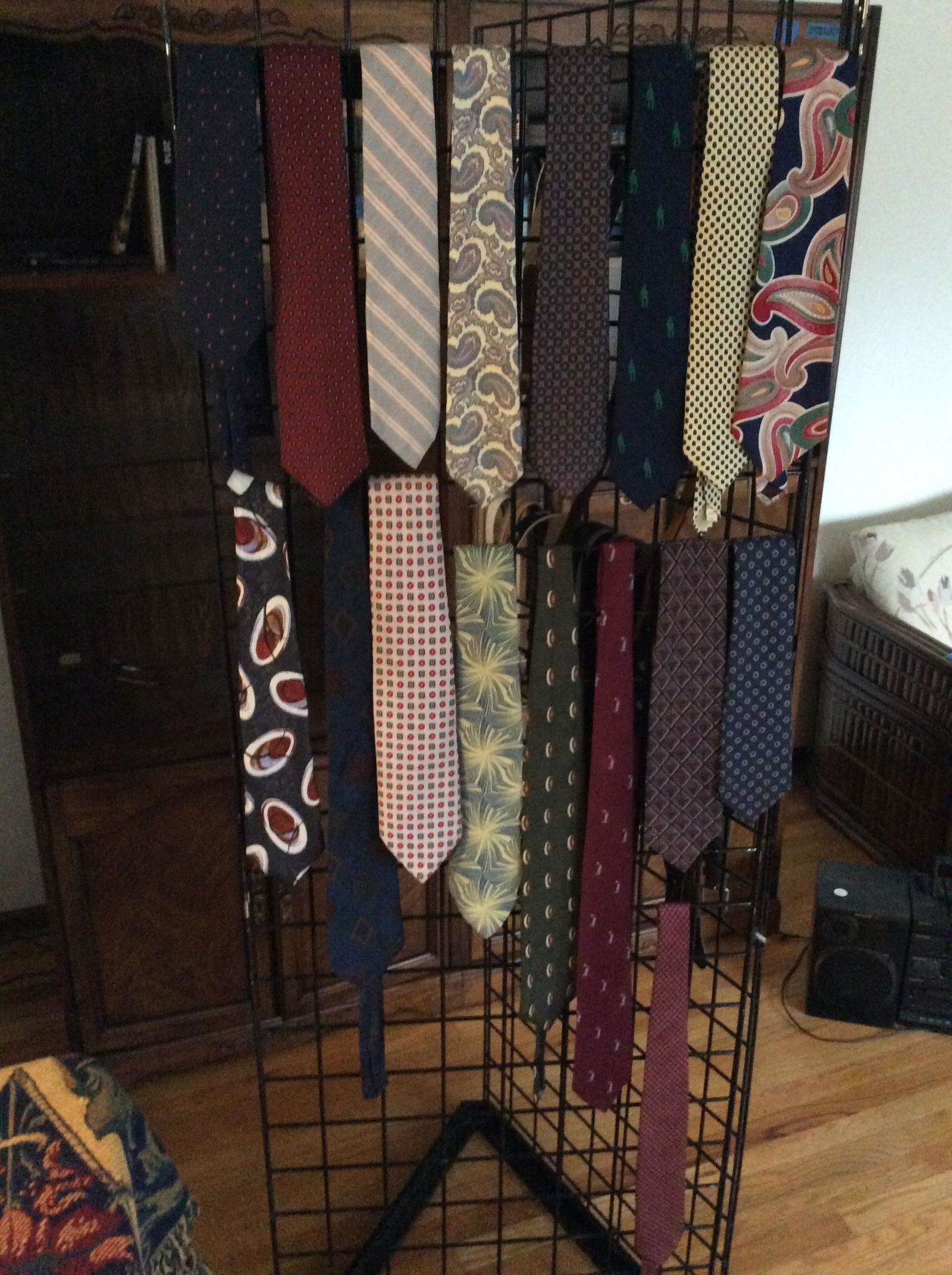 Large Lot of Ties Including Natelson, Paco Rabanne, Barrister and More: Large Lot of Ties Including Natelson, Paco Rabanne, Barrister and More