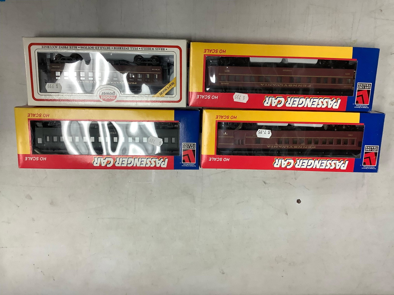 three life/like trains Passenger cars and model power trains: three life/like trains Passenger cars and model power trains