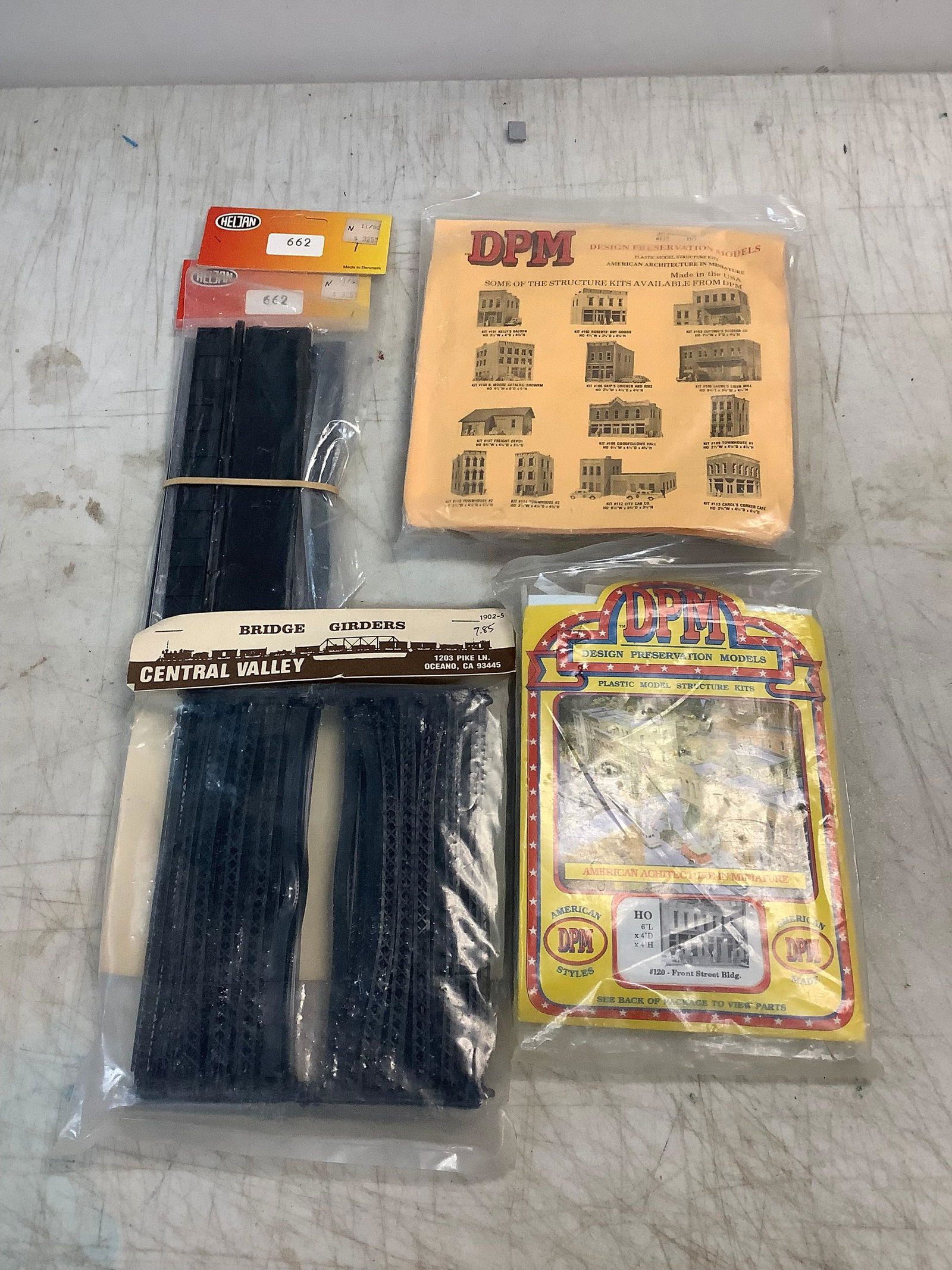 lot of miniature building set/ supplies and more (1 of 1)