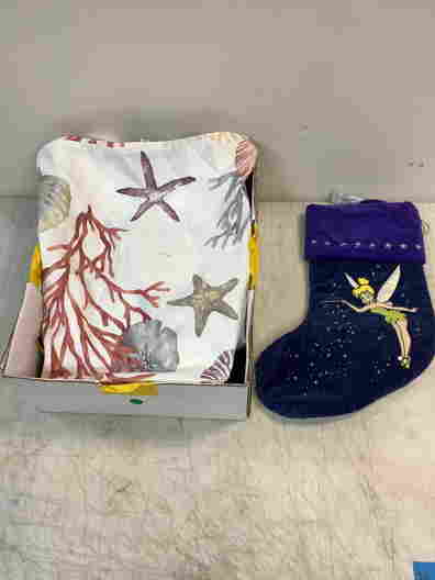 Kitchen & Table Linens