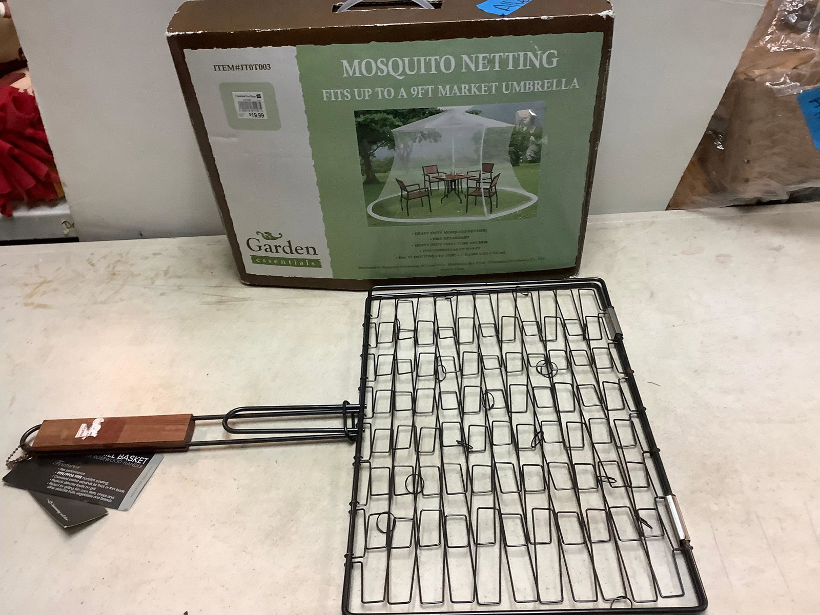 Lot of Grillware Flex Grill Basket and Mosquito Netting: Lot of Grillware Flex Grill Basket and Mosquito Netting