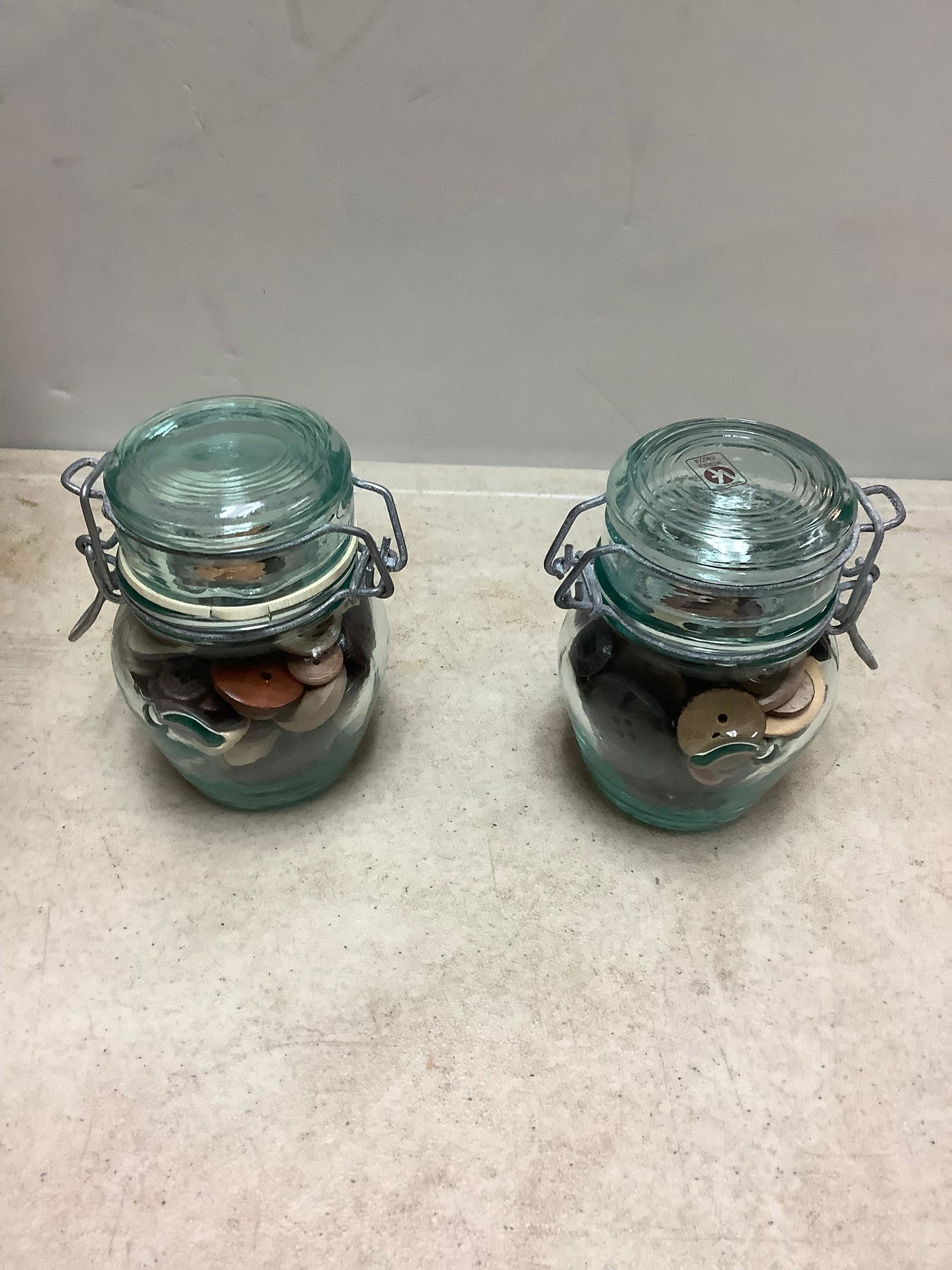 Lot of buttons and jars: Lot of buttons and jars