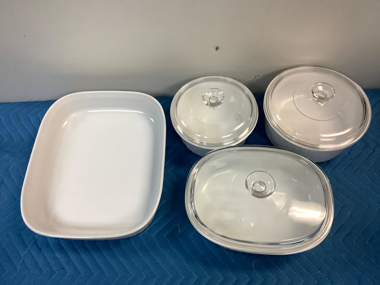 Lot of white French corning ware: Lot of white French corning ware