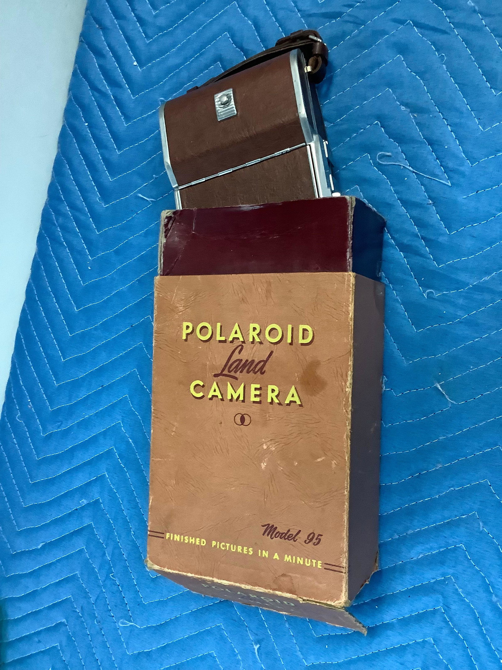 Polaroid land camera model 95 (1 of 1)